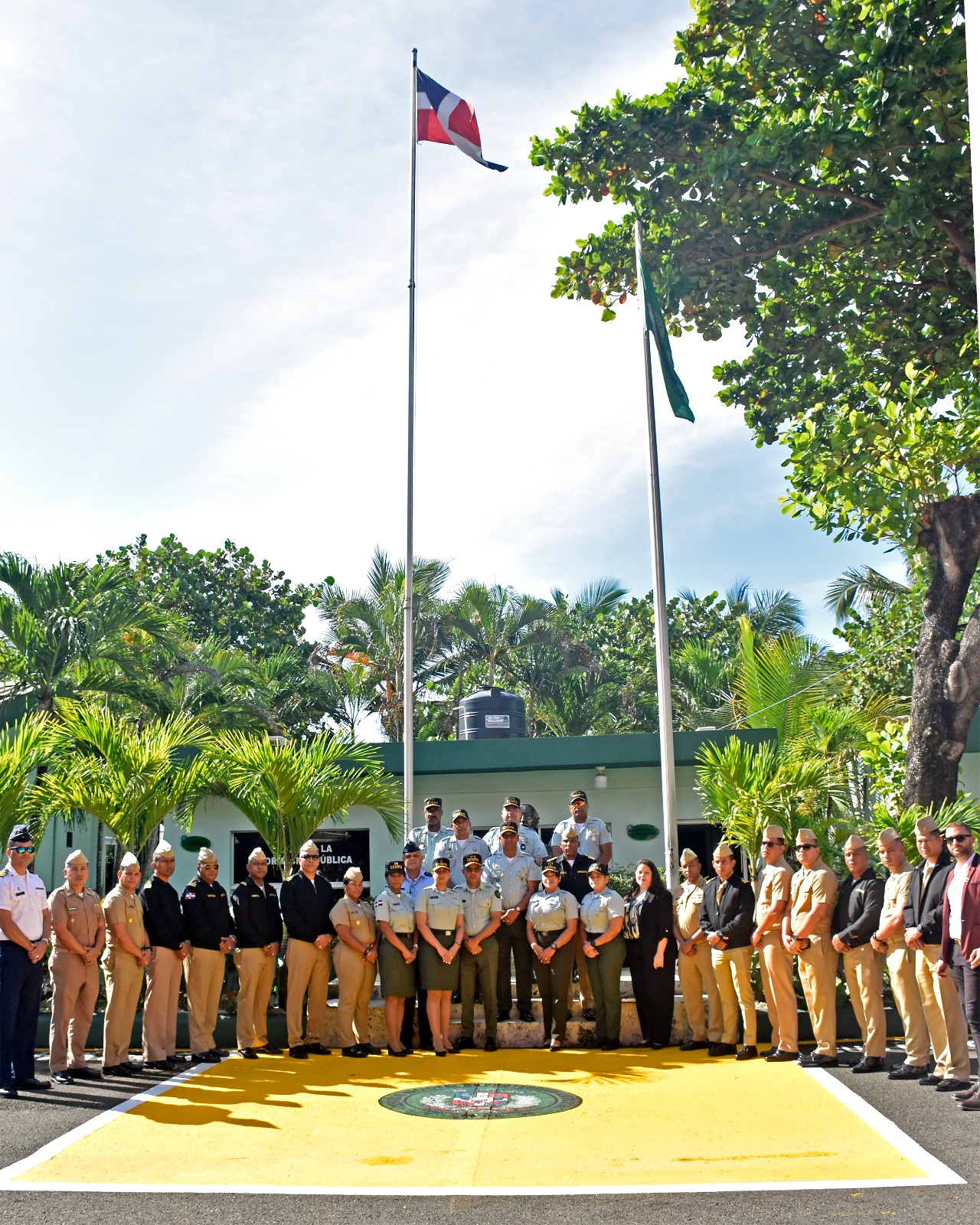 SENPA recibe visita académica de Oficiales del Estado Mayor Naval SENPA recibe visita académica de Oficiales del Estado Mayor Naval