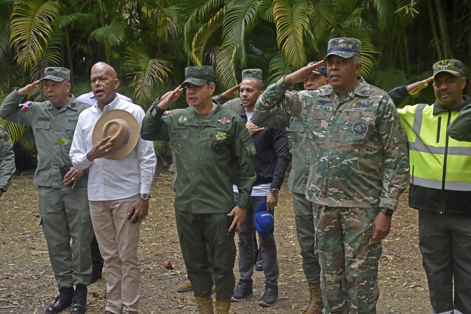 SENPA participa en jornada de reforestación junto a otras instituciones, por el Día Mundial de los Humedales