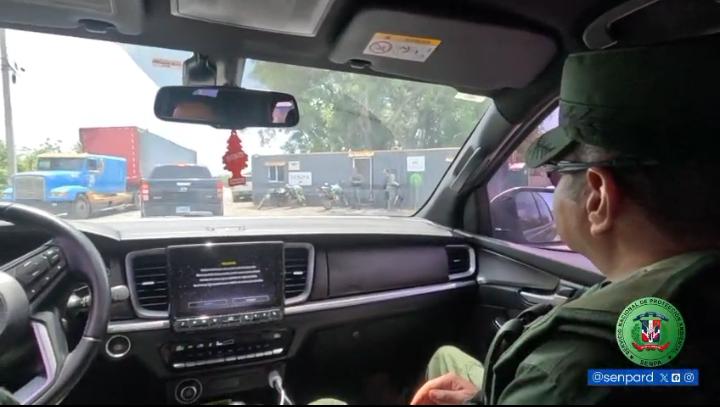 El Director General del Servicio Nacional de Protección Ambiental (SENPA), General de Brigada Ángel Alfredo Camacho Ubiera, ERD, MA, realizó un recorrido de supervisión por el área de Operaciones del Río Haina.